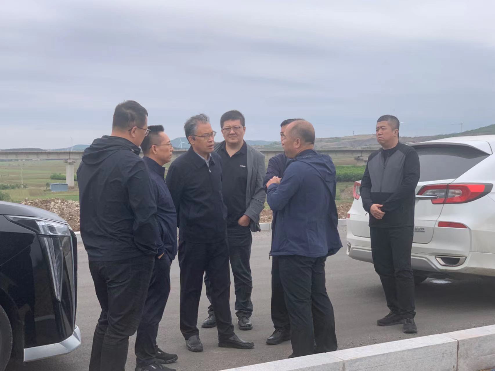 Mr. Guan Hailong, Vice President Of CHINAYONG Group,Visits NanPiao District of Gourd Island City By Invitation And Conducts Business Negotiations